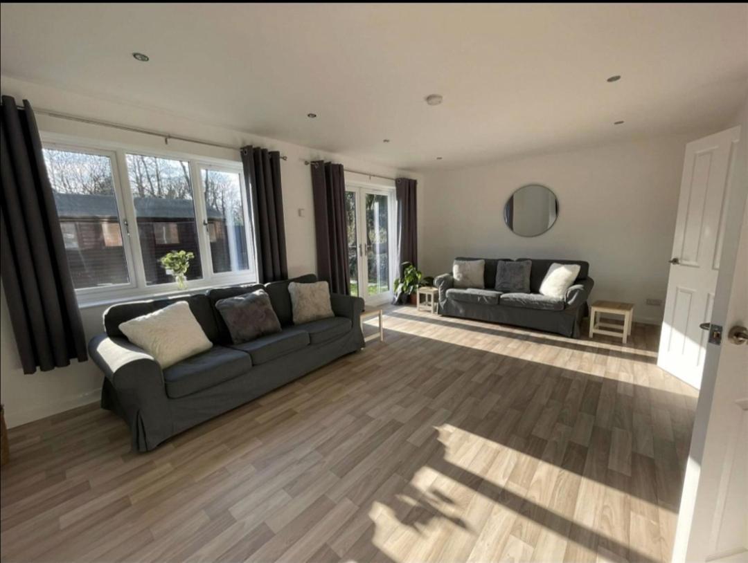 A Beautiful House In A Scenic Town Location. Villa Louth  Eksteriør billede