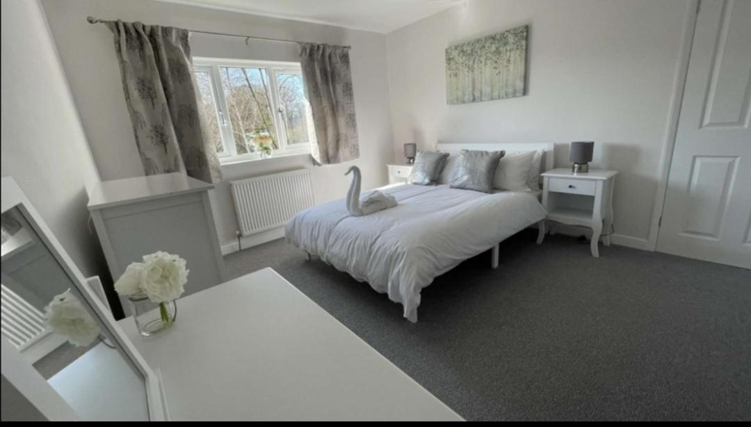A Beautiful House In A Scenic Town Location. Villa Louth  Eksteriør billede